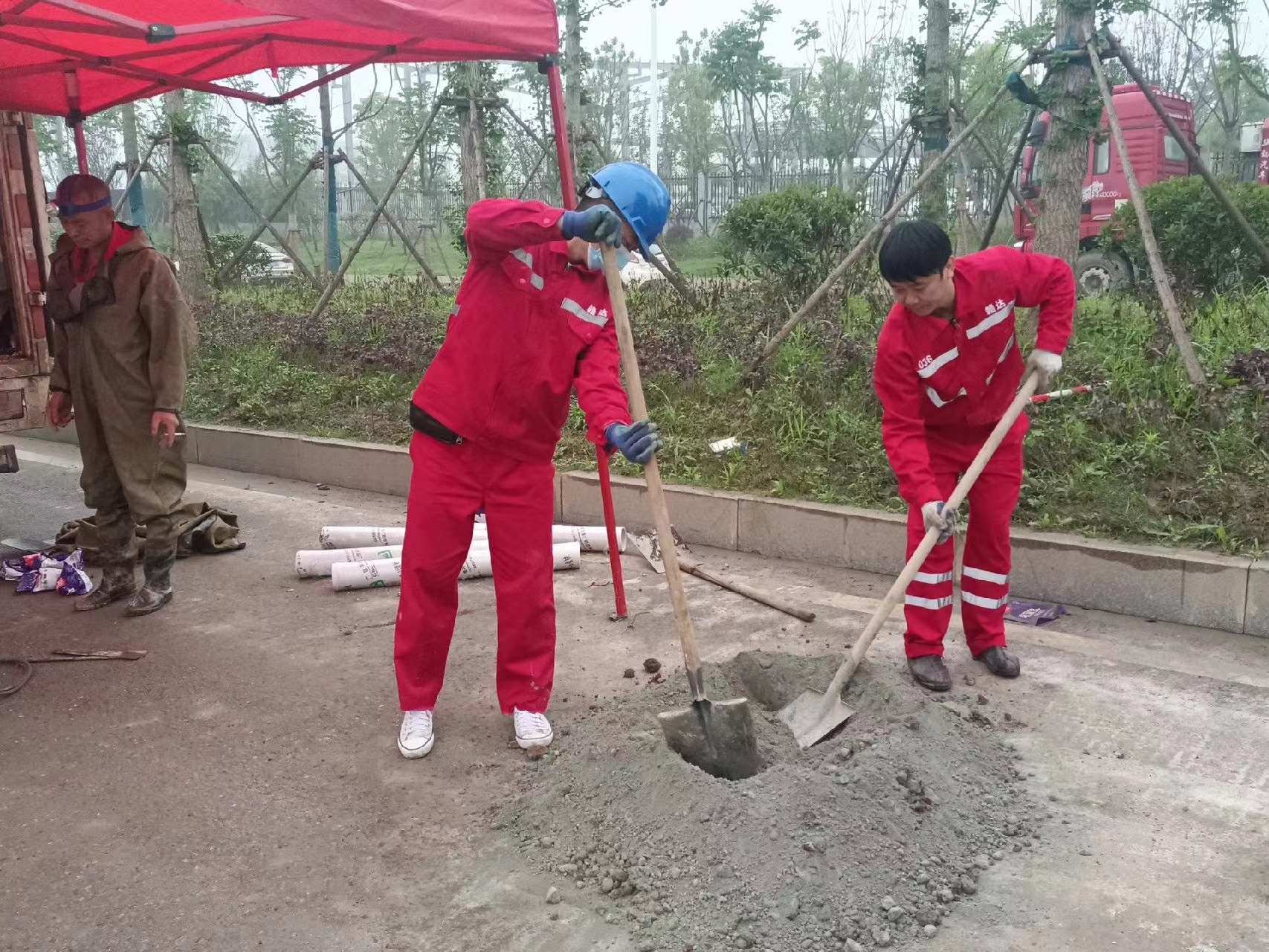华阴管道疏通哪家好】及时进行市政管道清淤